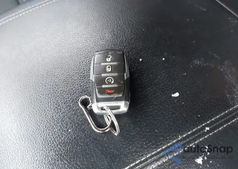 2019 Ram 1500 Big Horn/Lone Star 4X4 5'7 Box z USA, uszkodzony, nr VIN 1C6SRFFT6KN739826